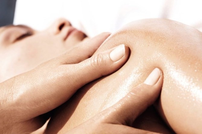 de behandeling Hot Stone massage